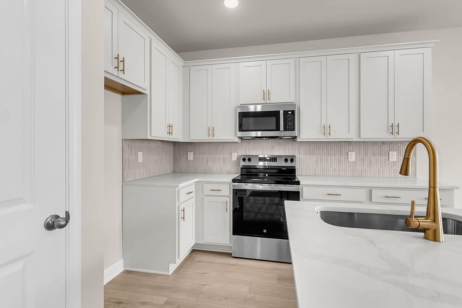 137 Berry Shoals Drive Photo 18