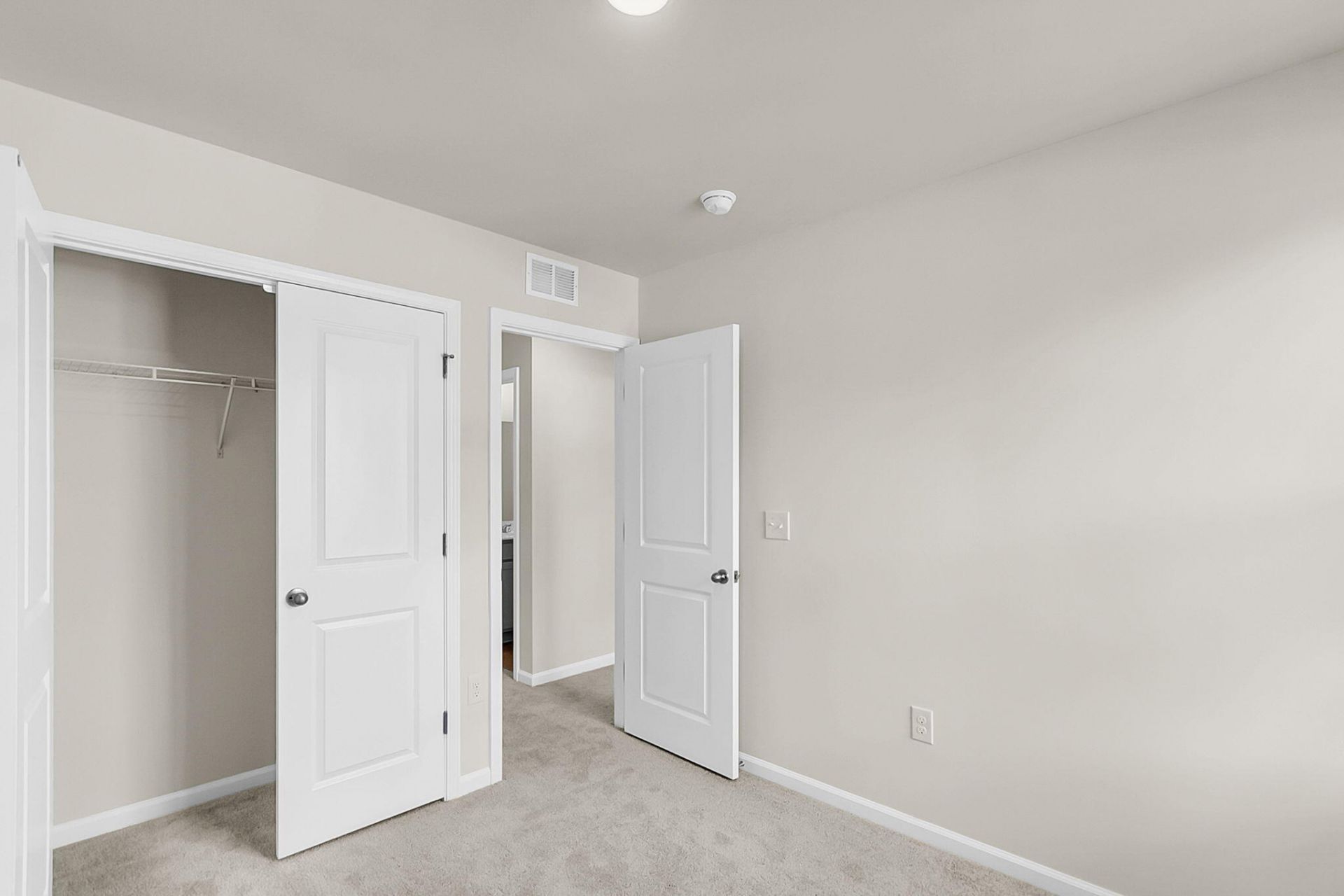 137 Berry Shoals Drive Photo 27