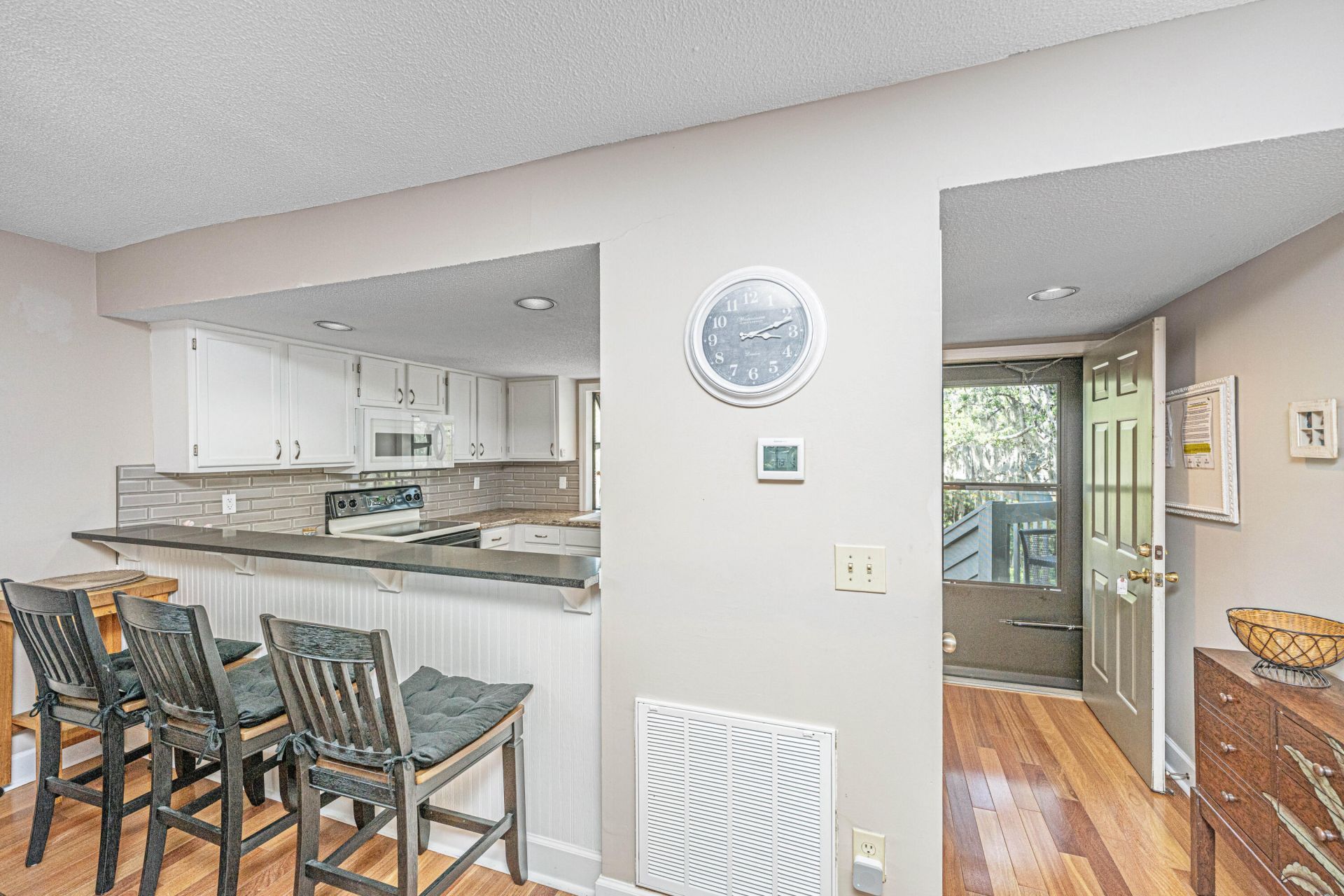 786 Summerwind Circle Photo 5