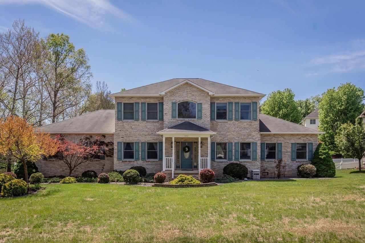 3265 Berryfield Dr, Rockingham, VA 22801 Main Photo