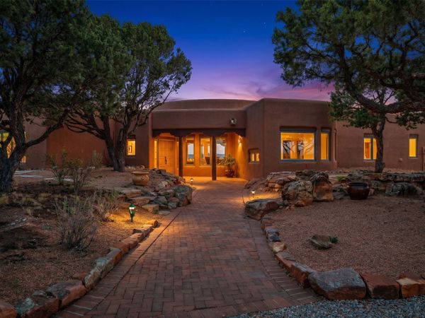 40 N Vuelta Herradura , Santa Fe, NM 87506