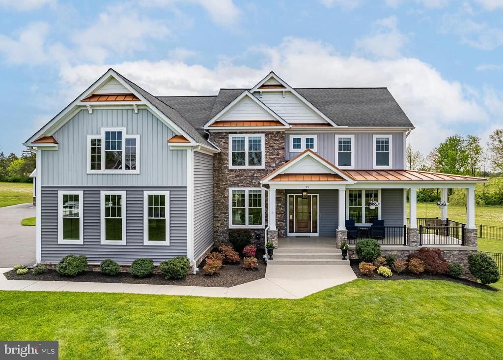 75 LORI LANE , LITTLESTOWN, PA 17340
