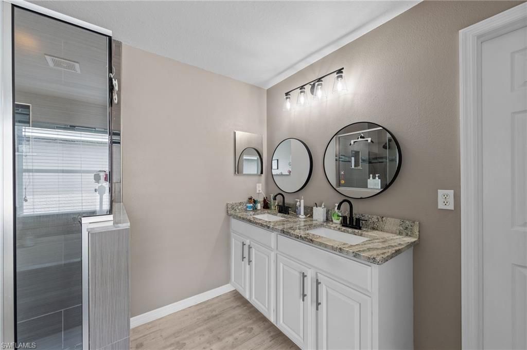 8935 Falcon Pointe Loop, Fort Myers, FL 33912 Photo