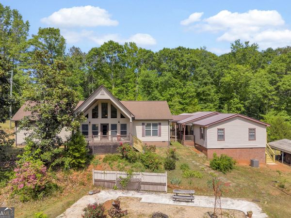 1894 Athens Rd, Carnesville, GA 30521