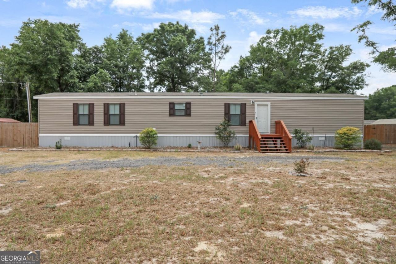98 Compass Road, Jesup, GA 31545 Main Photo