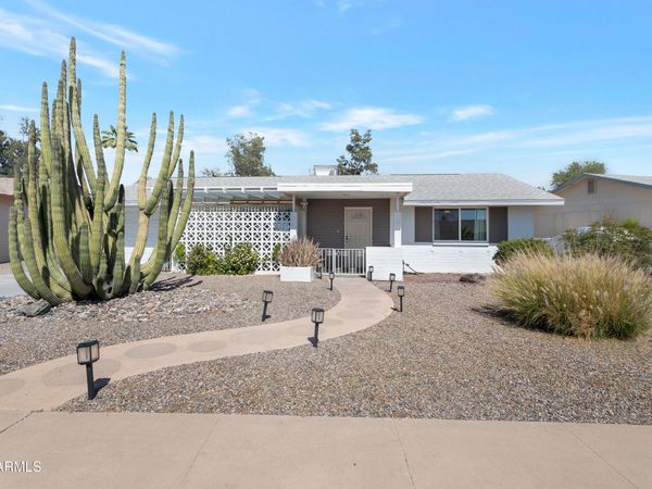 10824 W CROSBY Drive, Sun City, AZ 85351