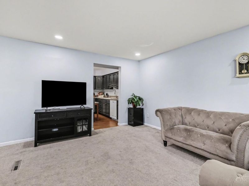 1629 Cohasset Drive, Anderson Twp, OH 45255 Photo 6