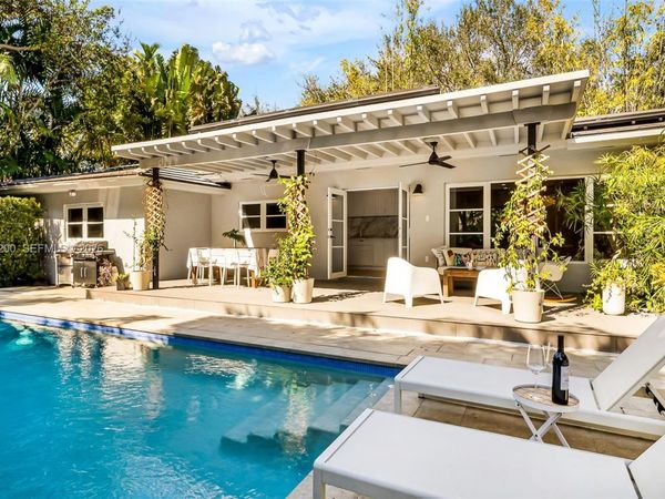 1010 Placetas Ave , Coral Gables, FL 33146