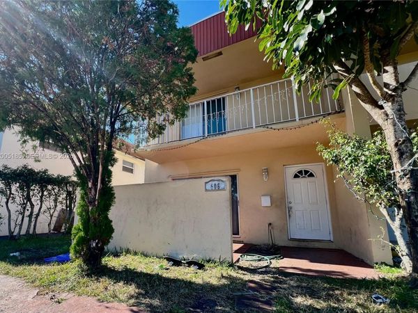 606 SW 80th Ter , Unit 1, North Lauderdale, FL 33068
