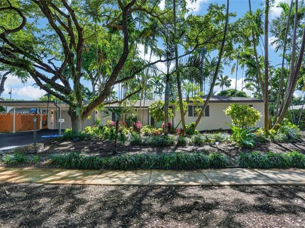 15821 SW 86th Ave , Palmetto Bay, FL 33157