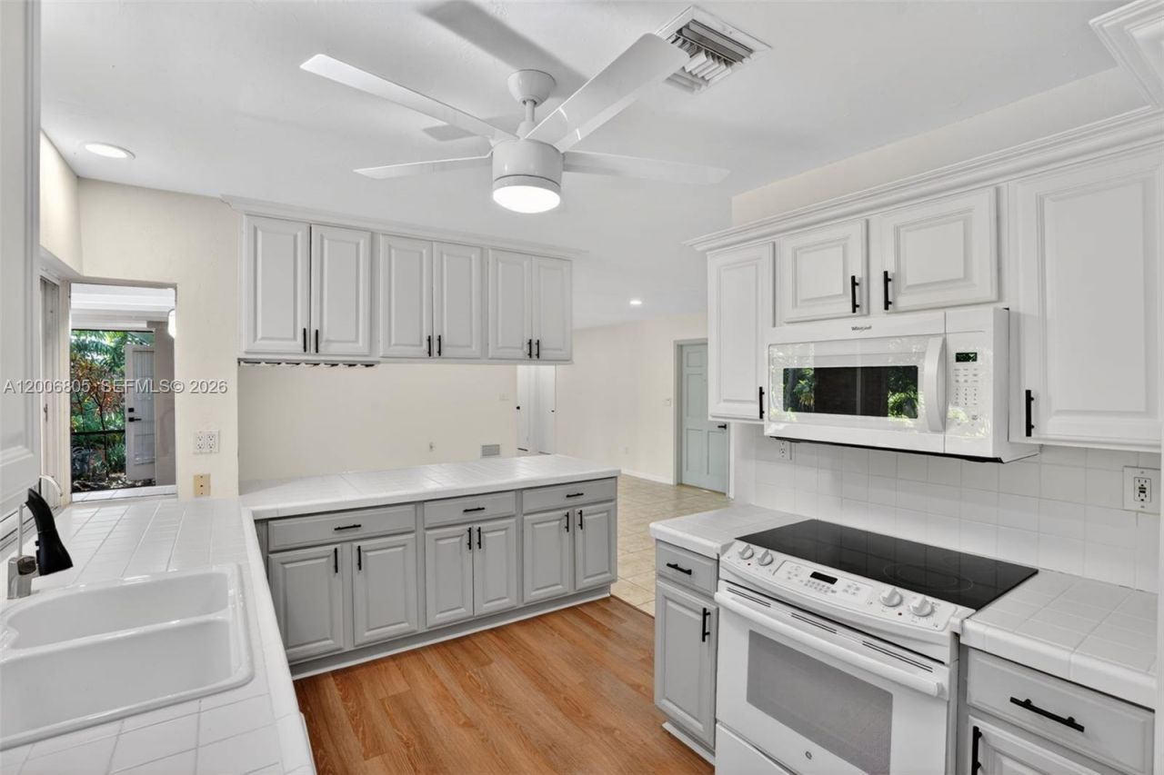 15821 SW 86th Ave , Palmetto Bay, FL 33157 Photo
