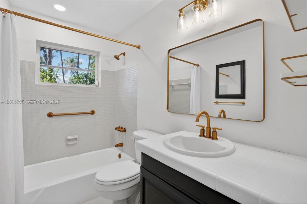 15821 SW 86th Ave , Palmetto Bay, FL 33157 Photo