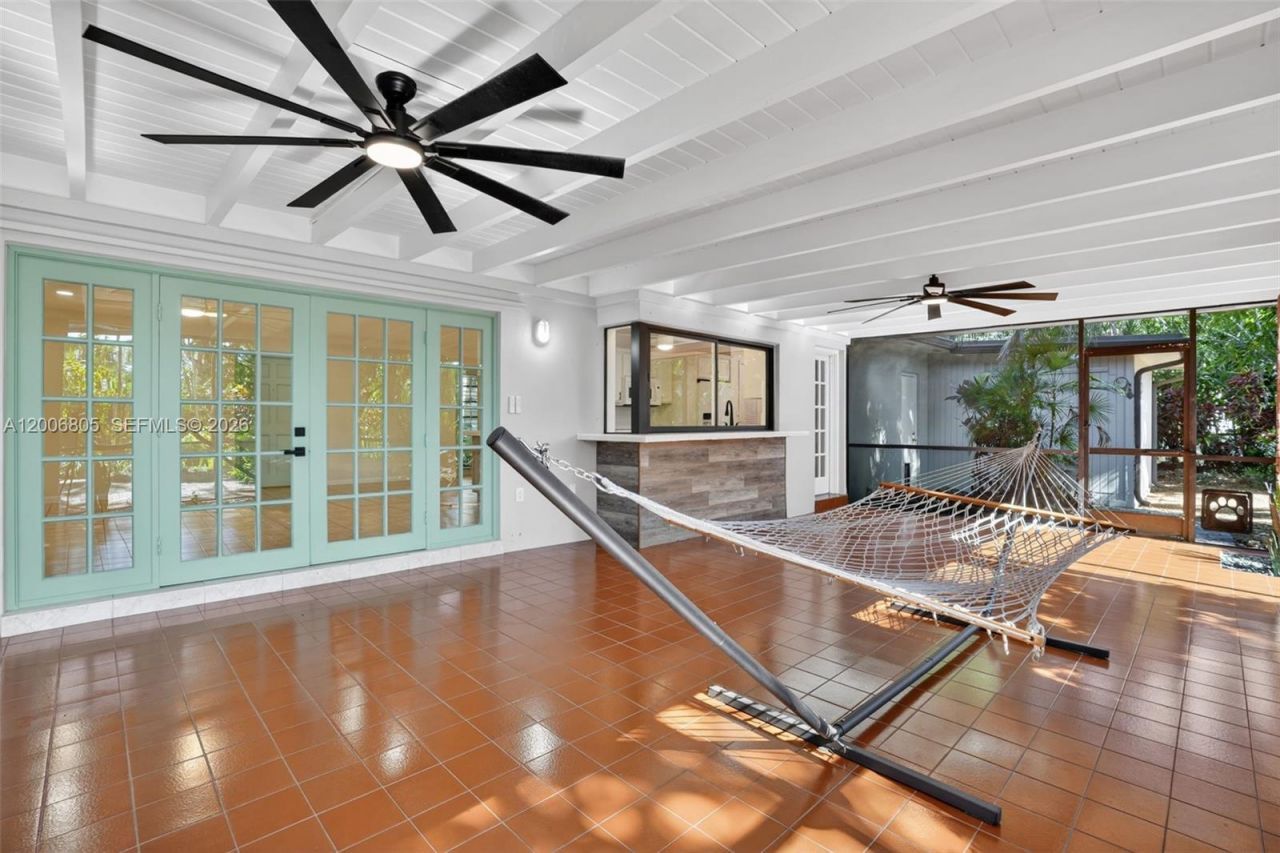 15821 SW 86th Ave , Palmetto Bay, FL 33157 Photo