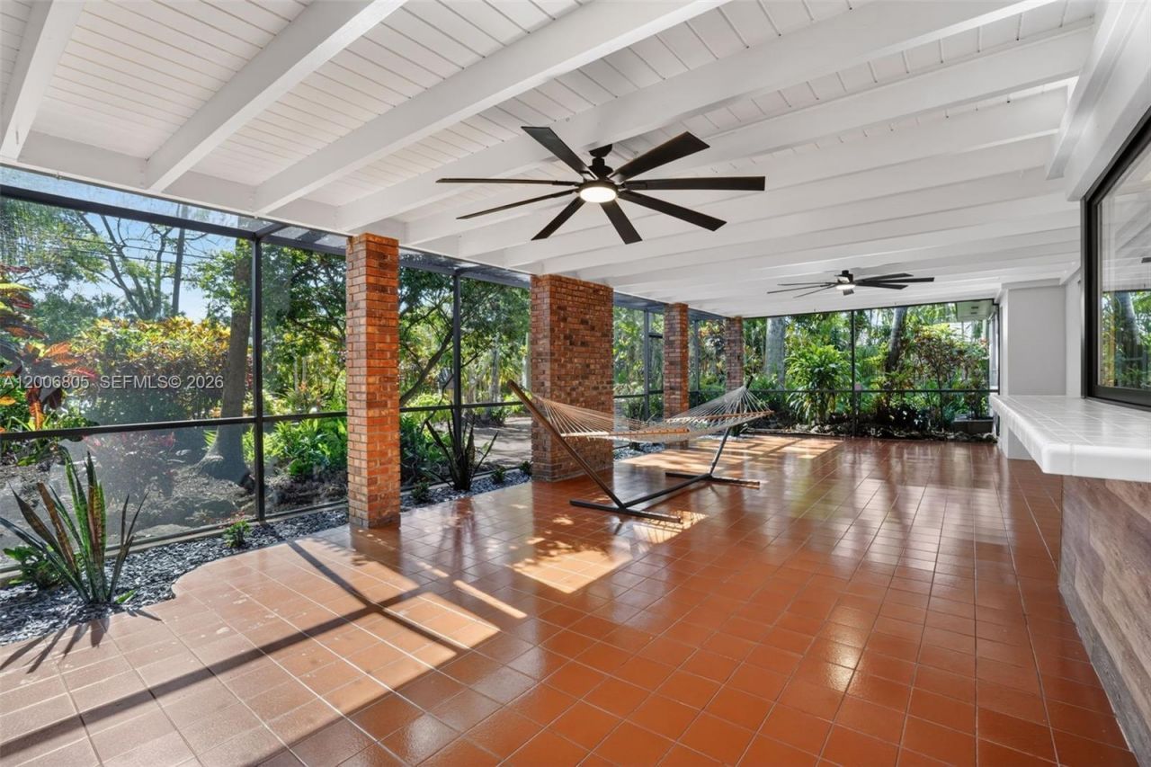 15821 SW 86th Ave , Palmetto Bay, FL 33157 Photo