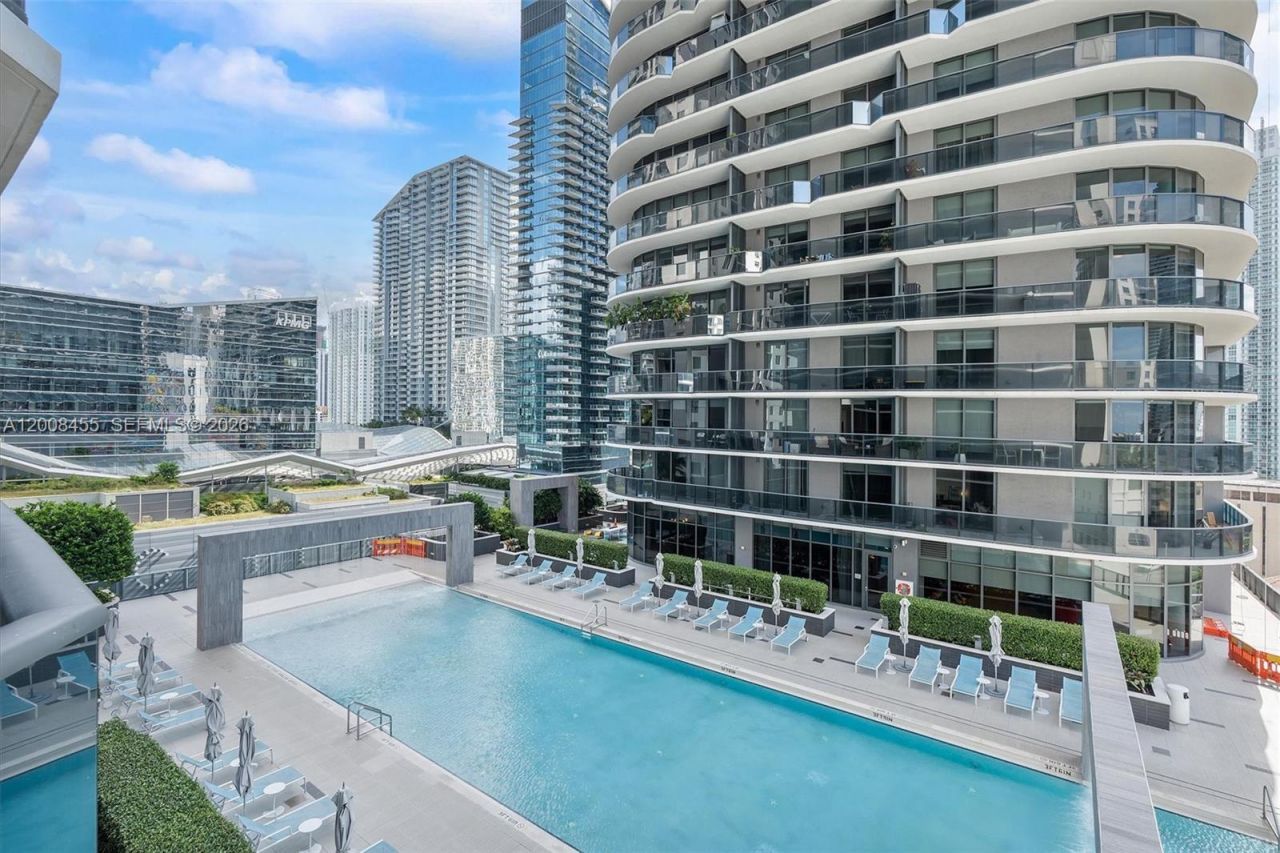 55 SW 9th St, Unit 1103, Miami, FL 33130 Photo