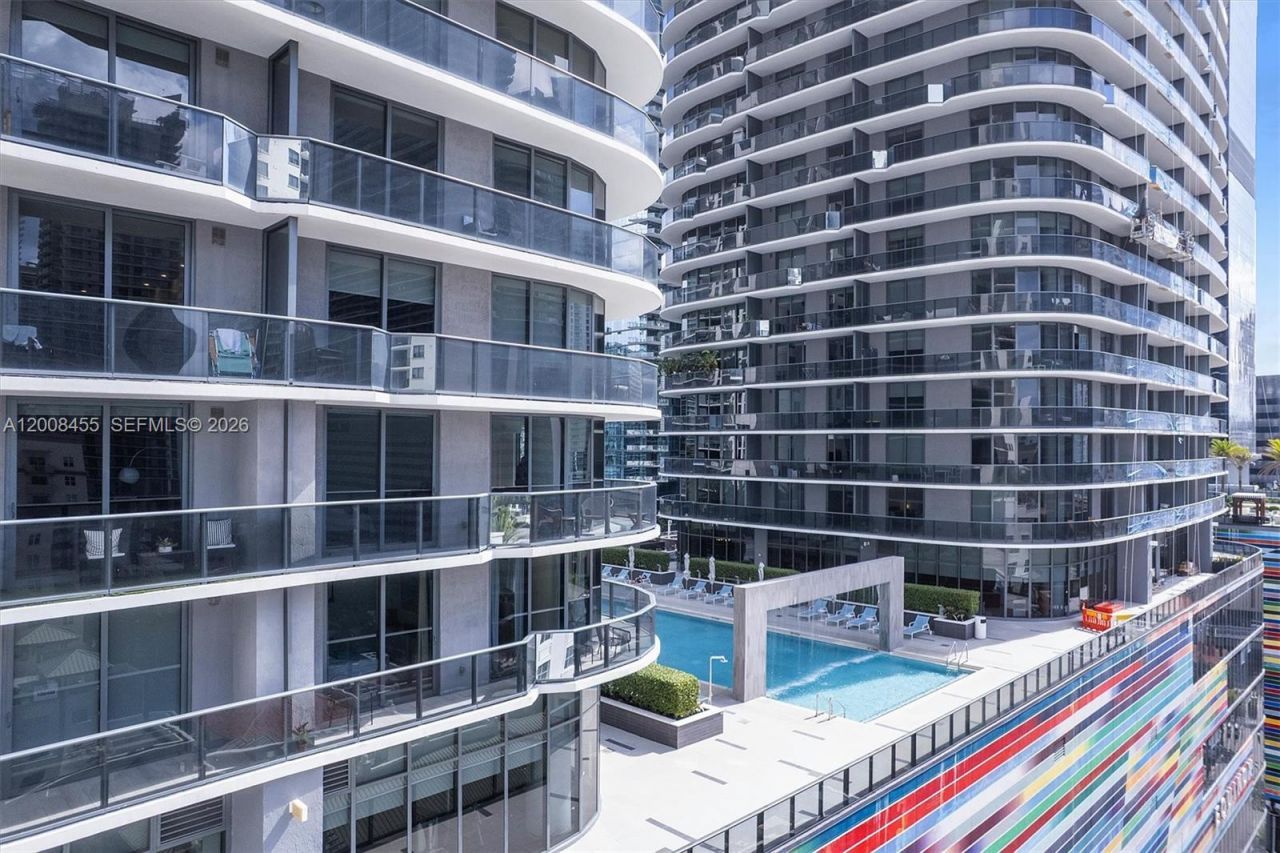 55 SW 9th St, Unit 1103, Miami, FL 33130 Photo