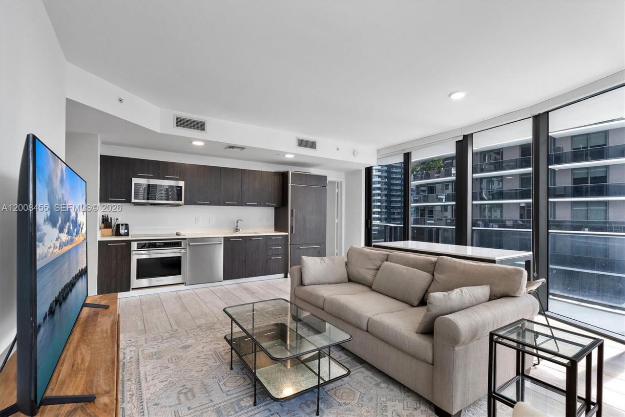 55 SW 9th St, Unit 1103, Miami, FL 33130 Photo