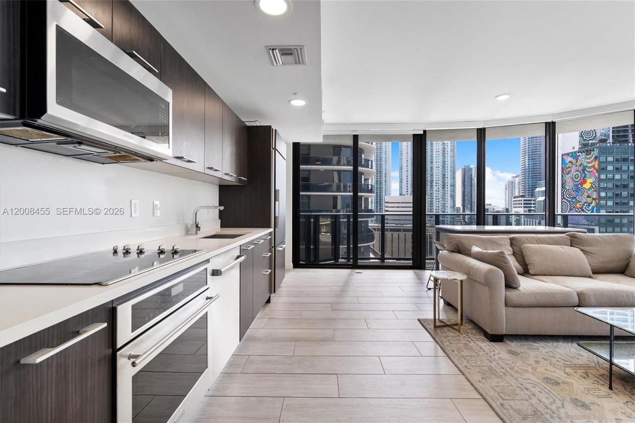 55 SW 9th St, Unit 1103, Miami, FL 33130 Photo