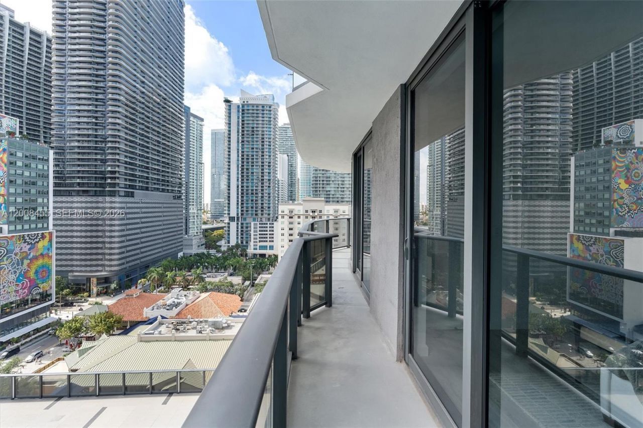 55 SW 9th St, Unit 1103, Miami, FL 33130 Photo