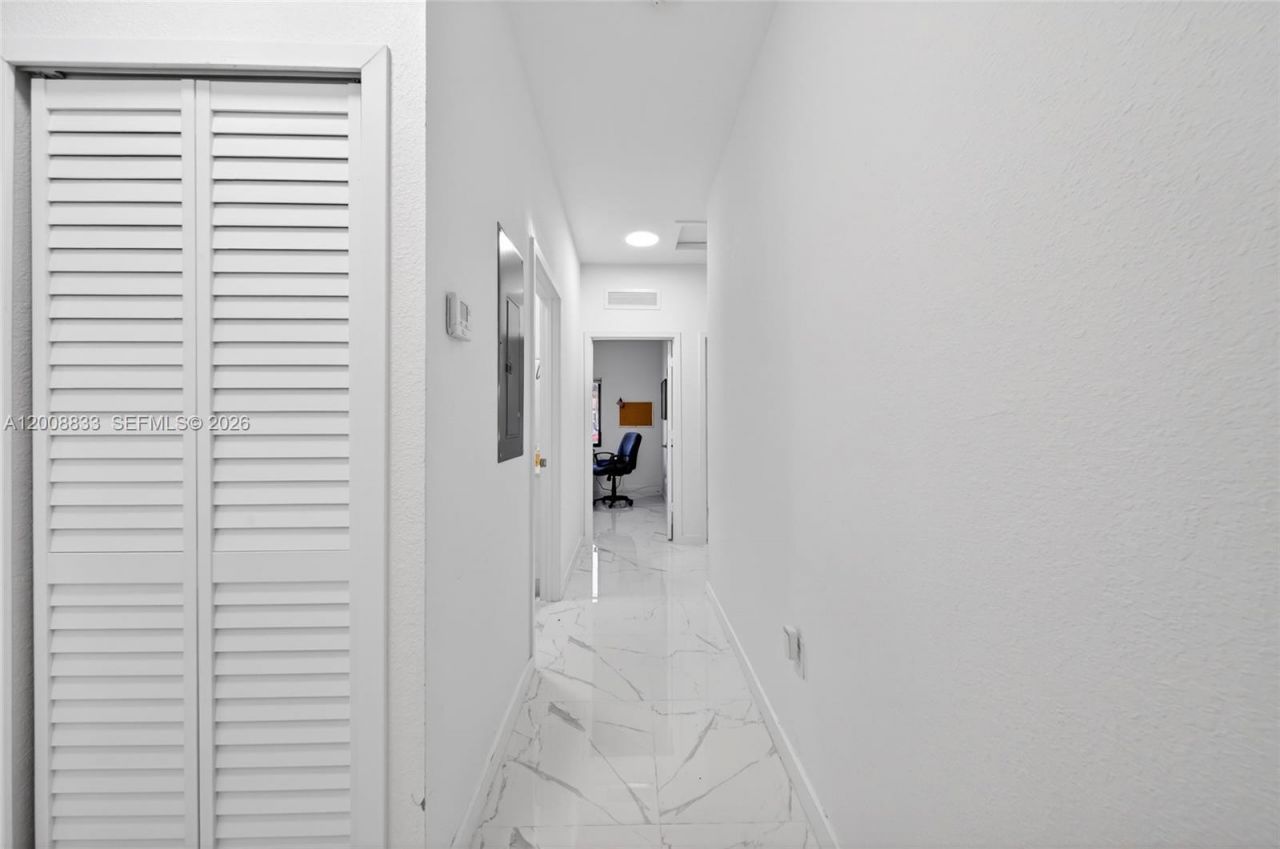 1864 NW 84th St , Miami, FL 33147 Photo