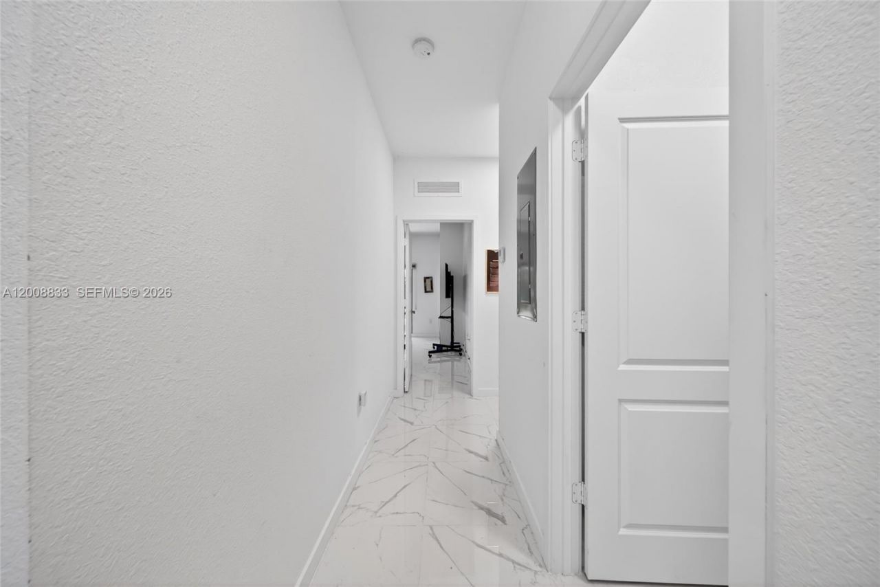 1864 NW 84th St , Miami, FL 33147 Photo