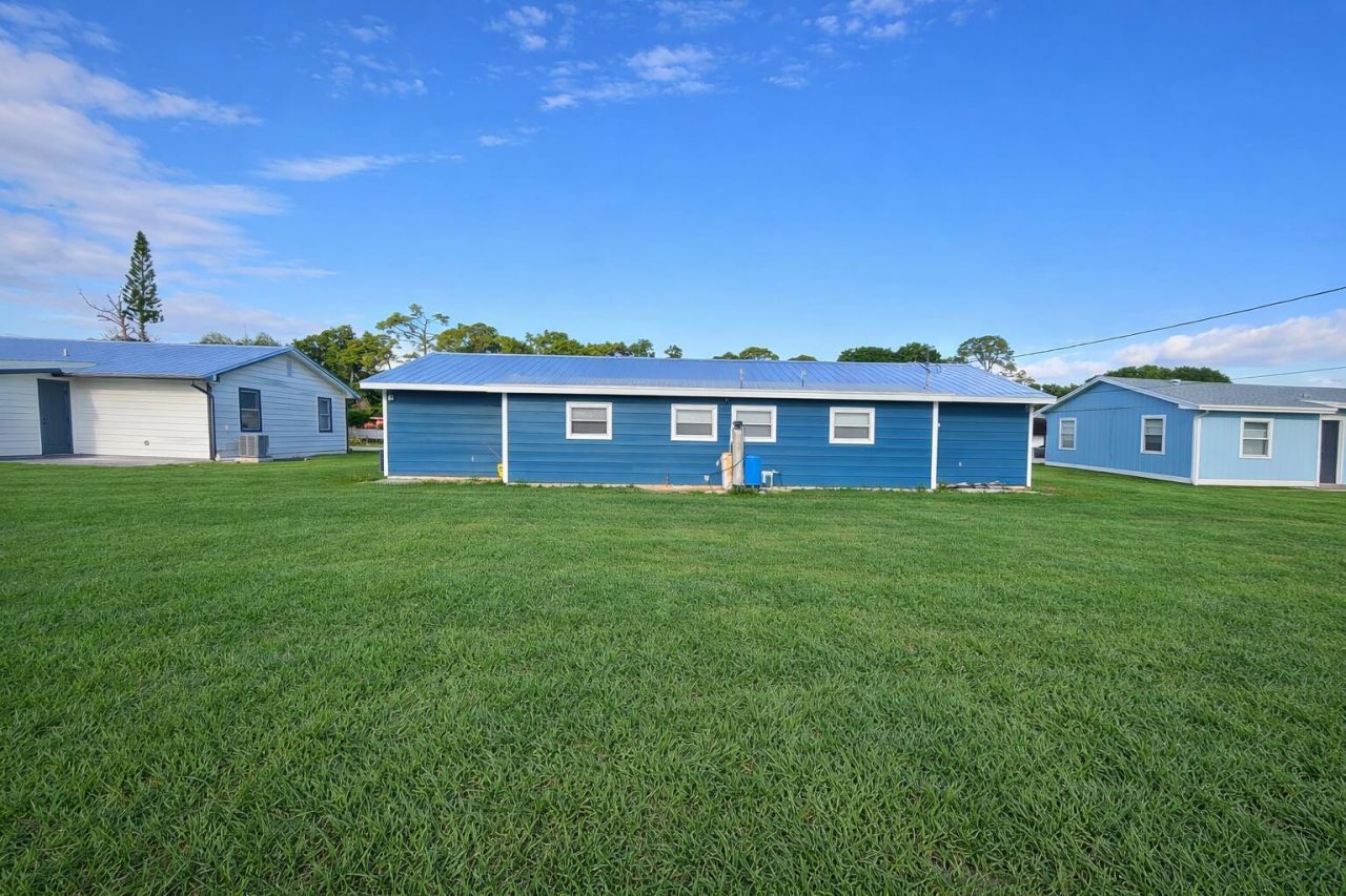 5010 Killarney Avenue, Unit B, Fort Pierce, FL 34951 Photo