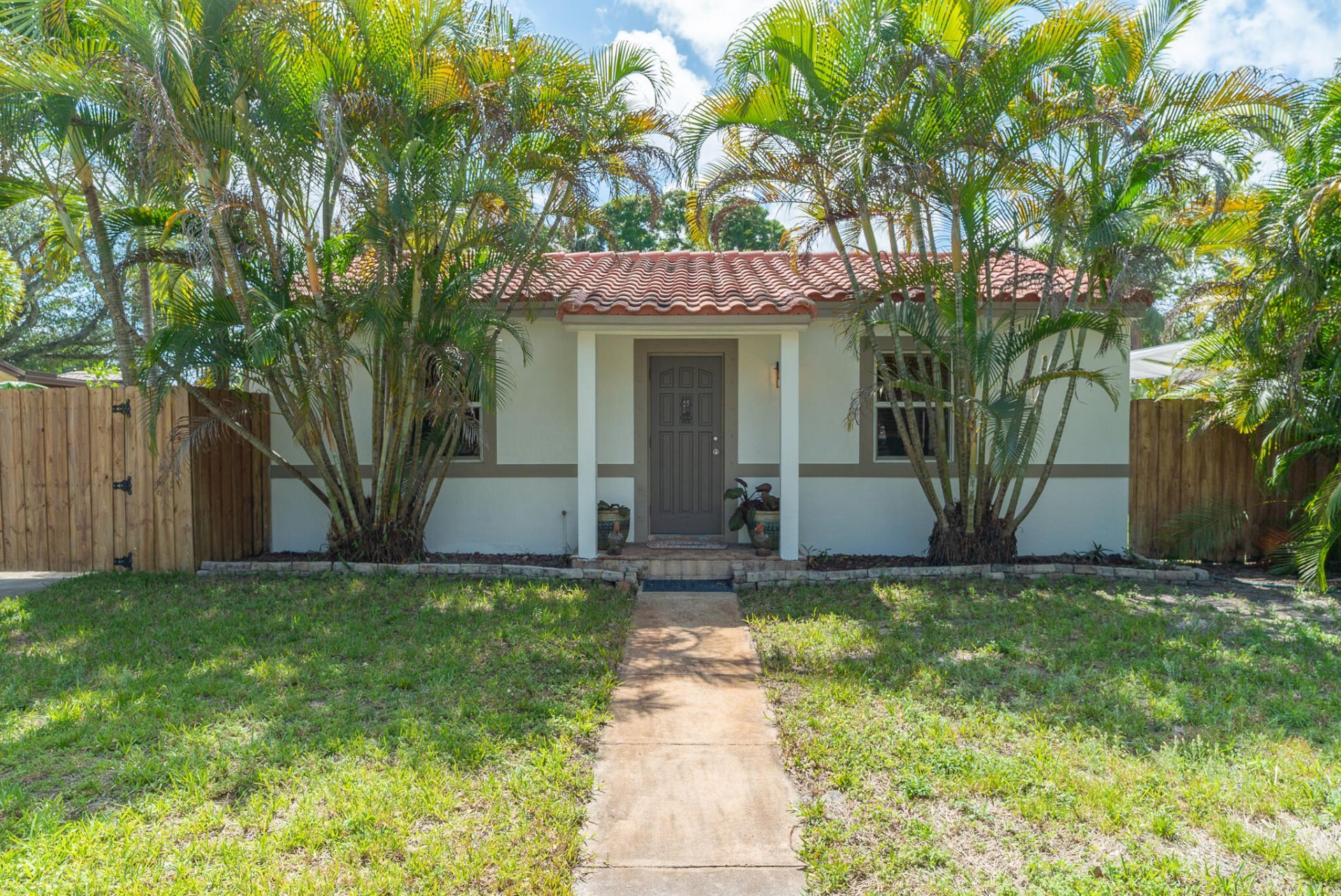 820 SW 18th Court, Fort Lauderdale, FL 33315 Photo