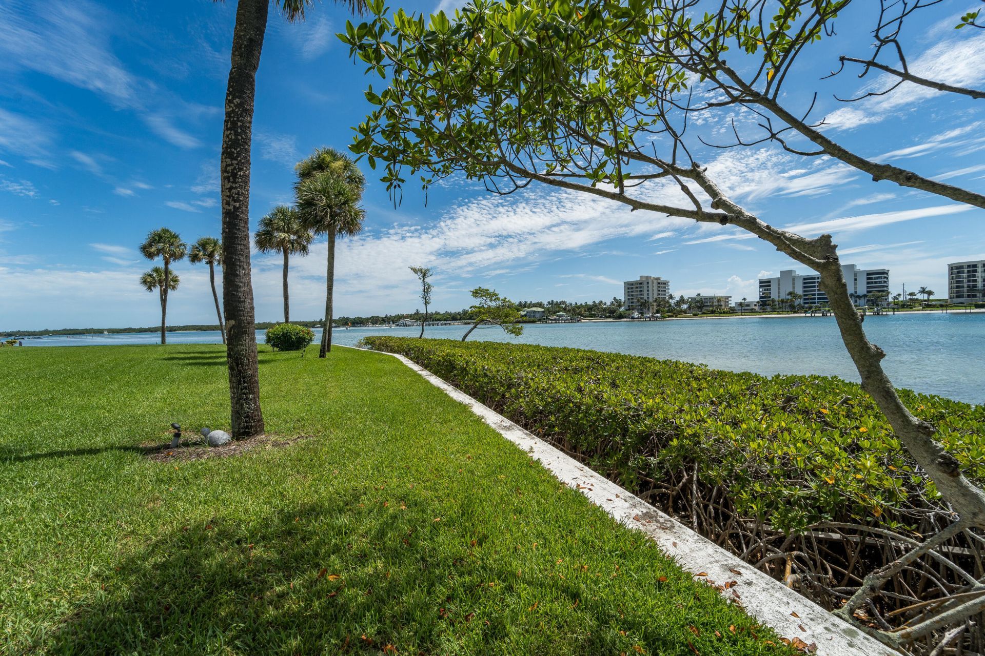 100 Intracoastal Place, Unit 205, Jupiter, FL 33469 Photo
