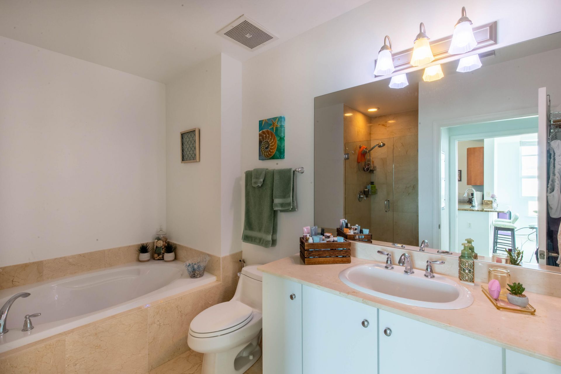 350 N Federal Highway, Unit Ph04, Boynton Beach, FL 33435 Photo