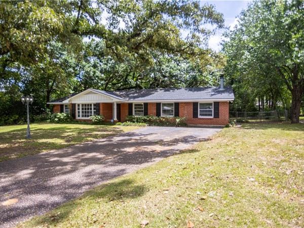 5855 Zeigler Boulevard , Mobile, AL 36608