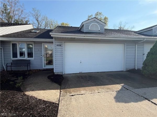 4648 Oak Point Road , Lorain, OH 44053