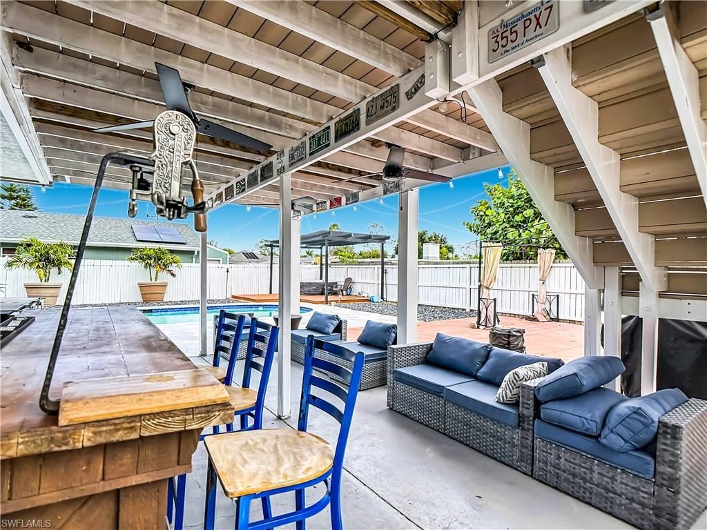 2212 Crystal Dr , Fort Myers, FL 33907 Photo