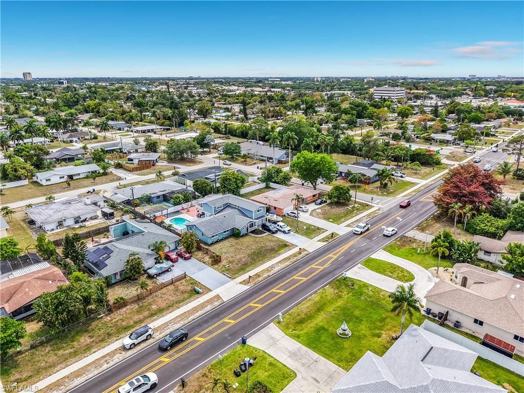 2212 Crystal Dr , Fort Myers, FL 33907 Photo