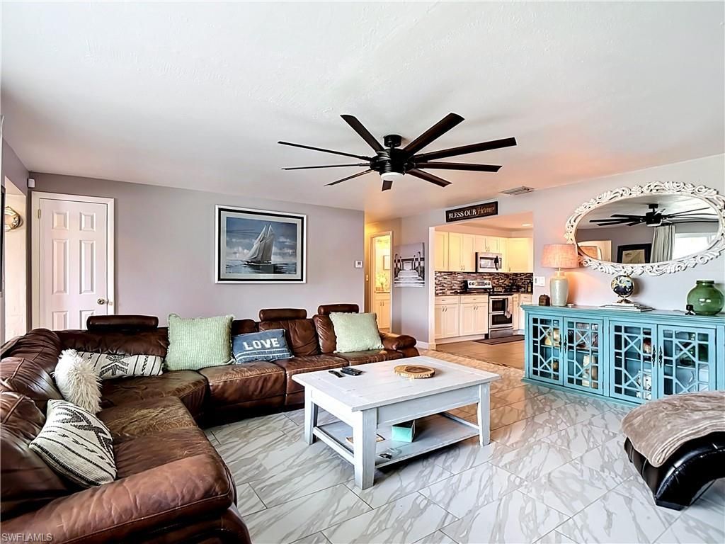 2212 Crystal Dr , Fort Myers, FL 33907 Photo