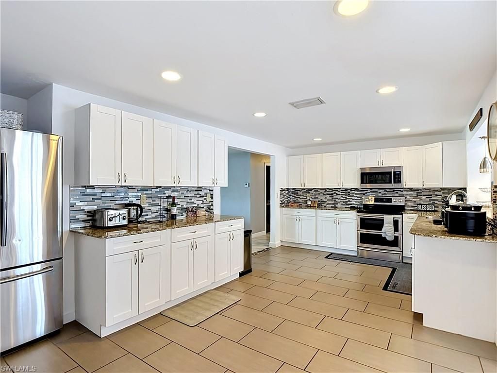 2212 Crystal Dr , Fort Myers, FL 33907 Photo