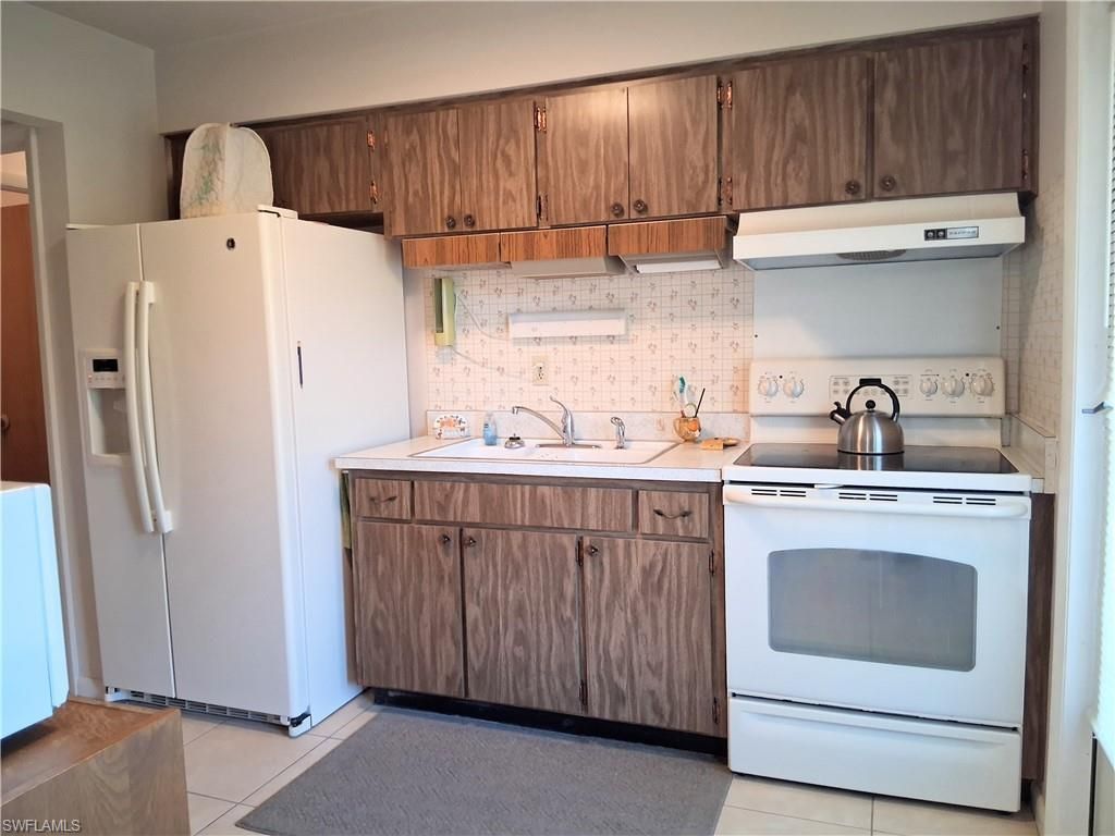2 Tangelo Ct , Lehigh Acres, FL 33936 Photo