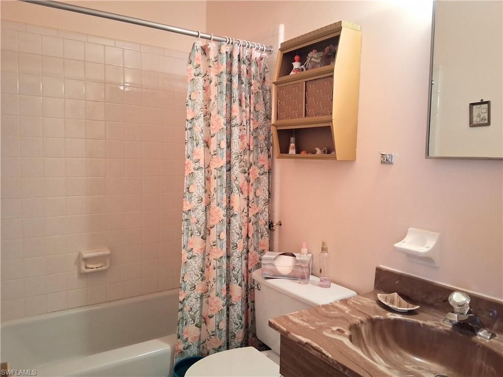 2 Tangelo Ct , Lehigh Acres, FL 33936 Photo