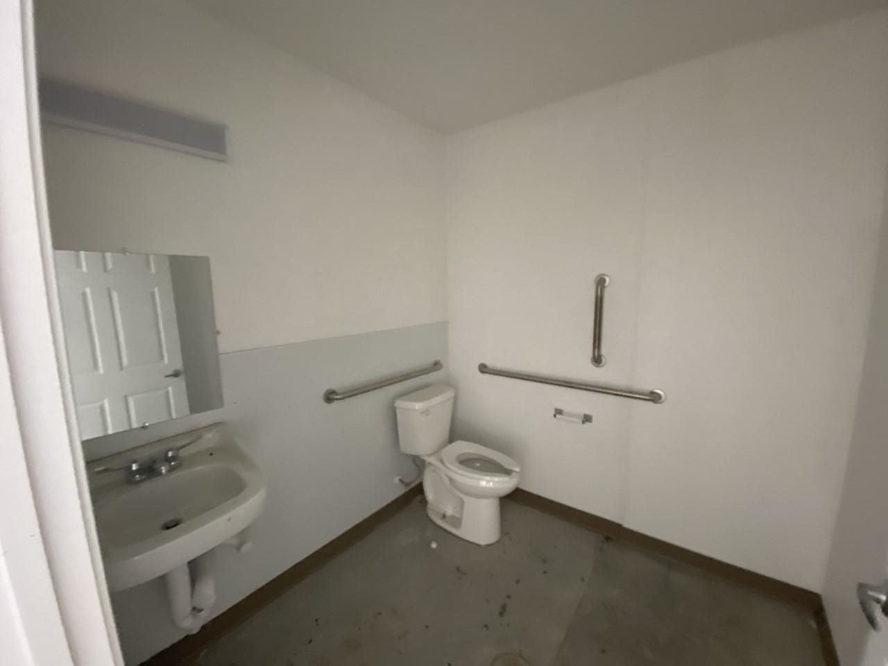 8390 Highway 707  Photo 4