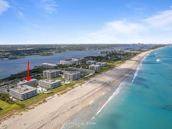 2600 S Ocean Boulevard, Unit 202W, Palm Beach, FL 33480