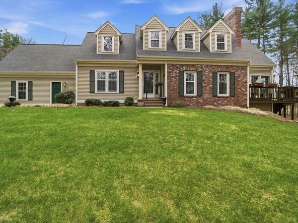 41 Derby Ln, Unit 41, Tyngsborough, MA 01879