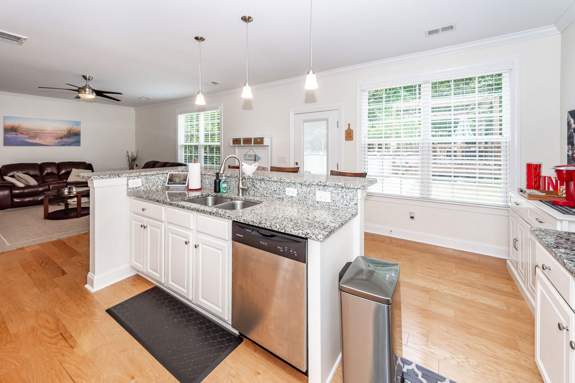 3429 Berryhill Road Photo 10