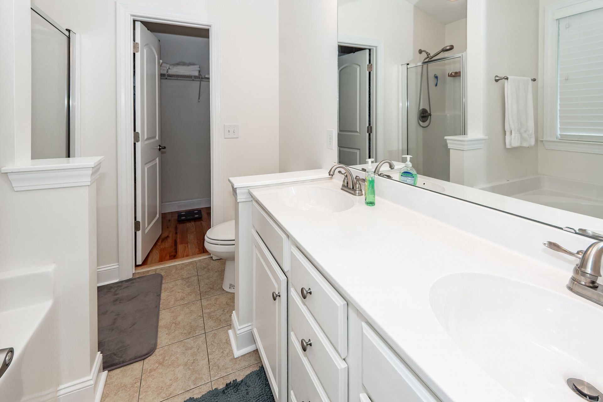 3429 Berryhill Road Photo 26