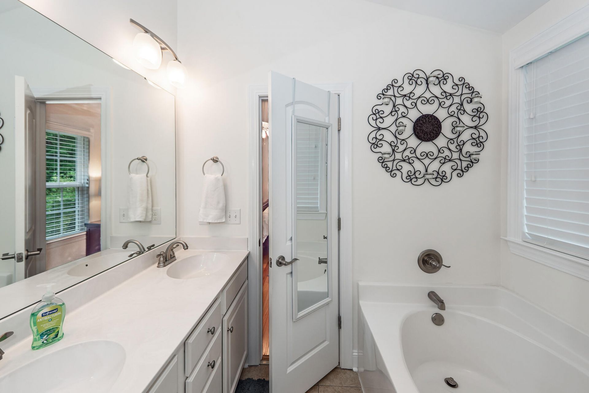 3429 Berryhill Road Photo 28