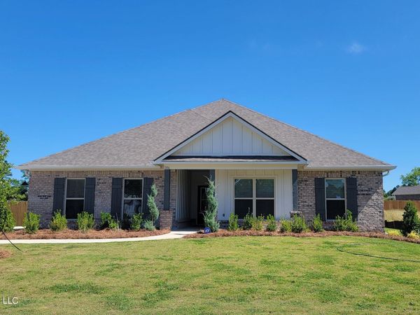 106 Horseshoe Boulevard, Clinton, MS 39056