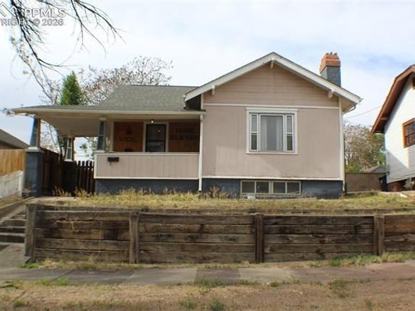 911 E 6th Street, Pueblo, CO 81001