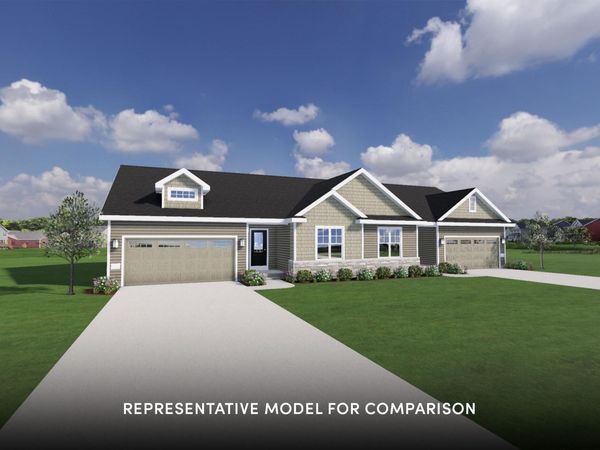 1061 Elderberry Rd, Oconomowoc, WI 53066