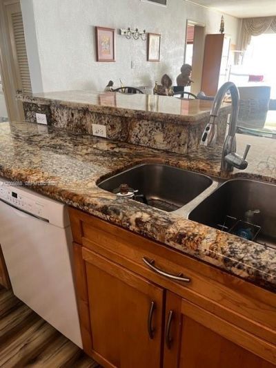 18901 NE 14th Ave, Unit 101, Miami, FL 33179 Photo