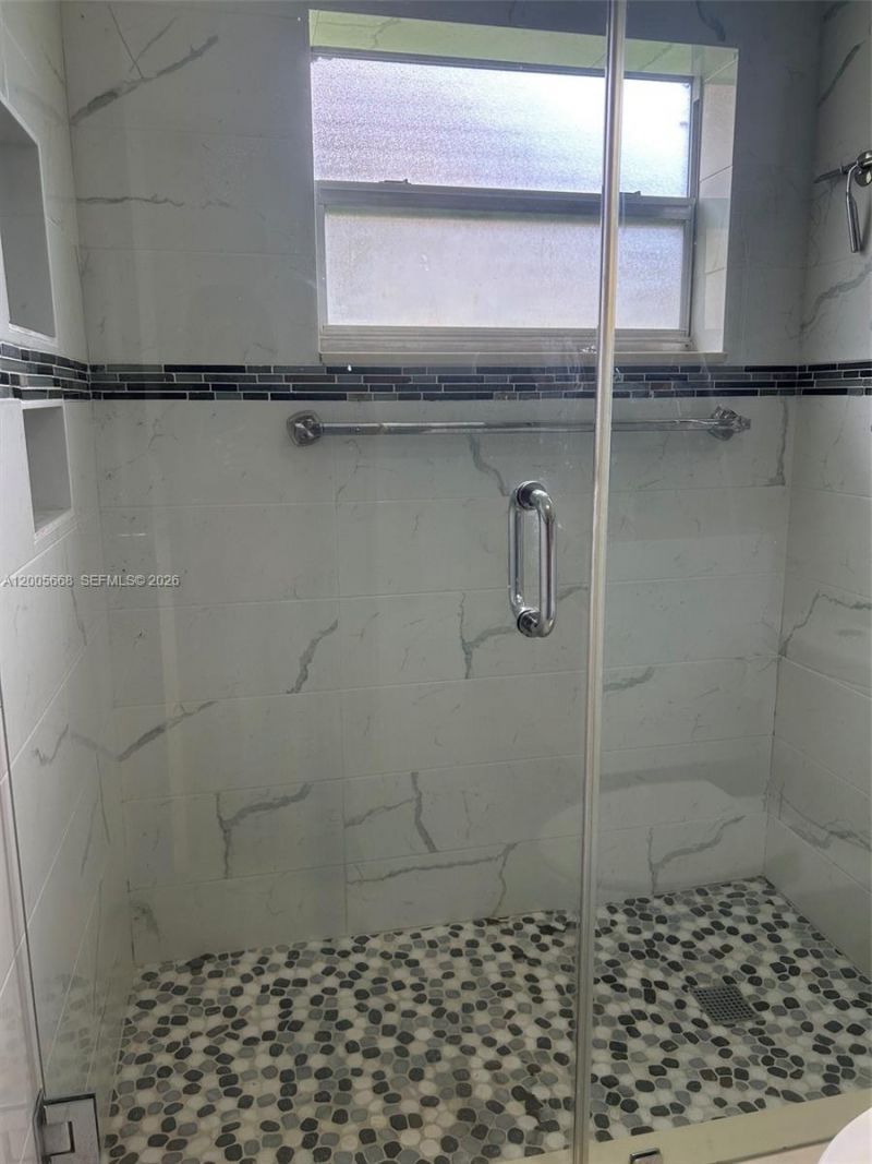 18901 NE 14th Ave, Unit 101, Miami, FL 33179 Photo