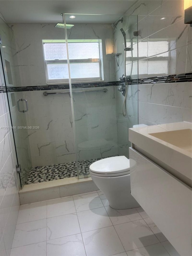 18901 NE 14th Ave, Unit 101, Miami, FL 33179 Photo