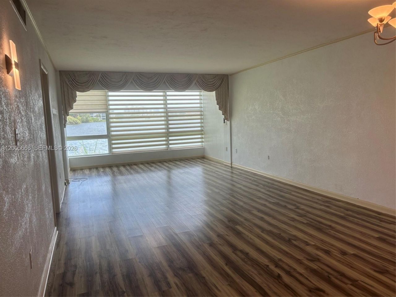 18901 NE 14th Ave, Unit 101, Miami, FL 33179 Photo